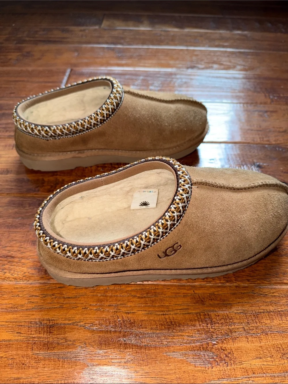 UGG Kids' Tasman II Slipper in Chestnut, size 3